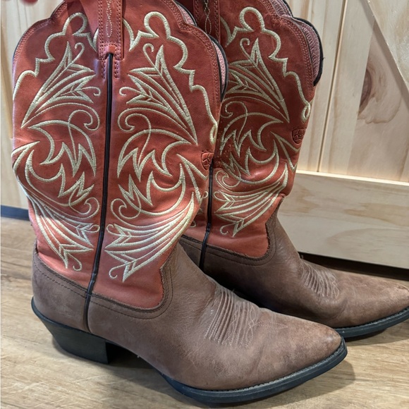 ARIAT boots - Picture 4 of 6
